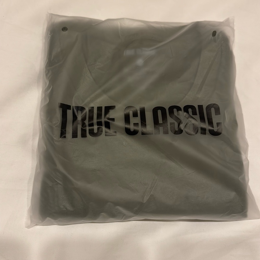 True Classic Military Green Short Sleeve Crew Neck Tee, Size XL, NWT